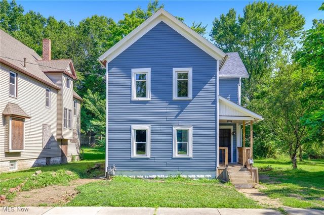 121 Lake St, Akron, OH 44301
