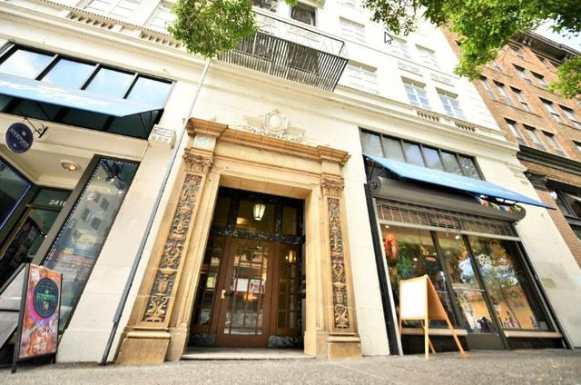 2414 Telegraph Ave #510, Berkeley, CA 94704