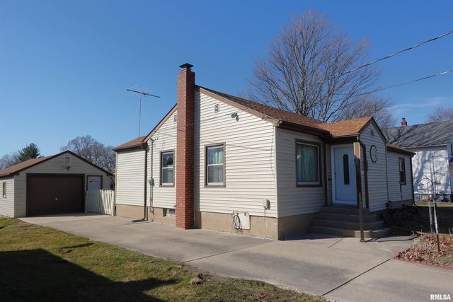 874 Day St, Galesburg, IL 61401