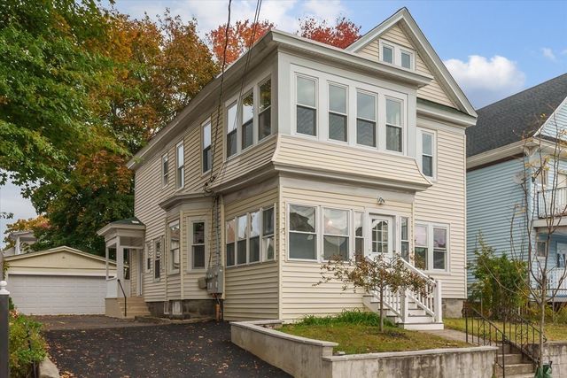 65 Exeter St, Lawrence, MA 01843