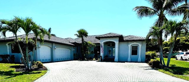 8971 Timber Run Ct, Fort Myers, FL 33908