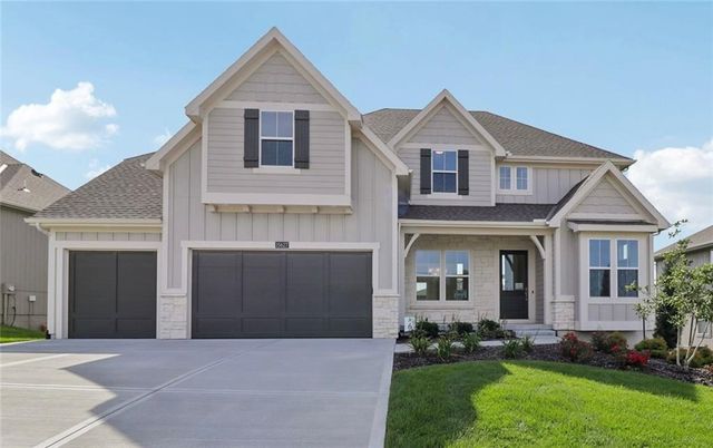 15627 W  168th Ter, Olathe, KS 66062