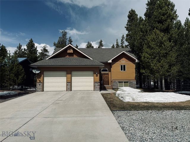 305 Lewis Ave, West Yellowstone, MT 59758