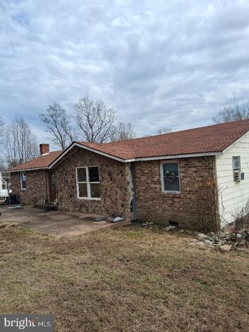 268 Rollins Ford Rd, Amissville, VA 20106