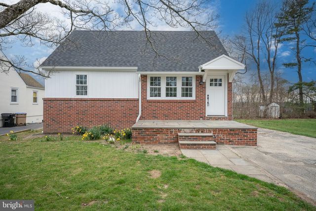 300 4th Ave, Newtown Square, PA 19073