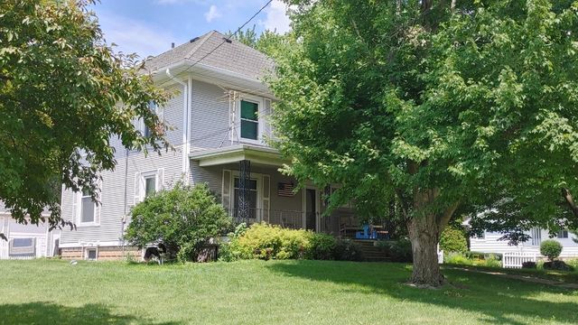 705 8th Ave NW, Independence, IA 50644