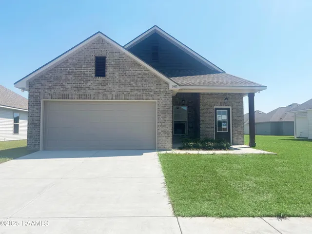 3415 Autumn Park Dr, Maurice, LA 70555