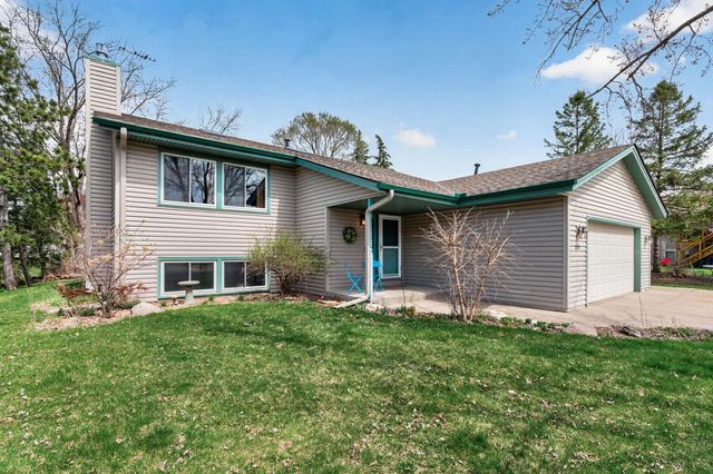 3319 118th Ave NW, Coon Rapids, MN 55433