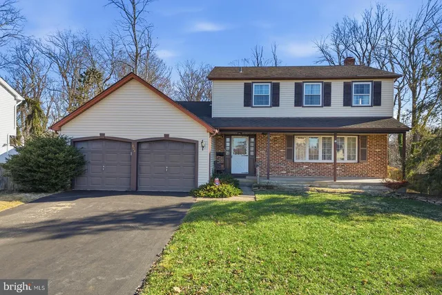 824 Upton Way, Somerdale, NJ 08083