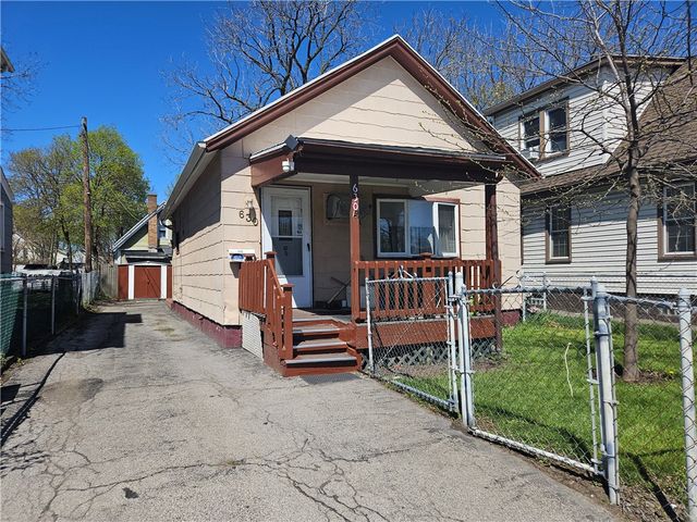 630 Campbell St, Rochester, NY 14611