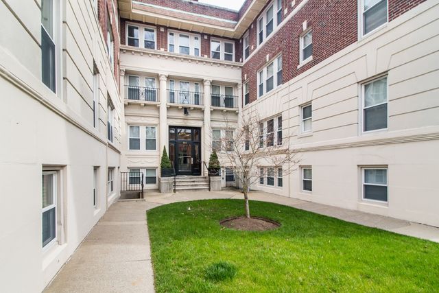 119 W  Wyoming Ave  #5, Melrose, MA 02176