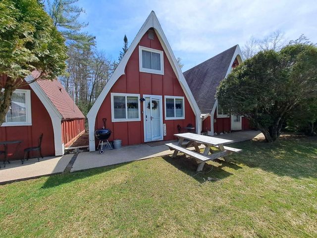 25 Red Sleigh Road, Campton, NH 03223