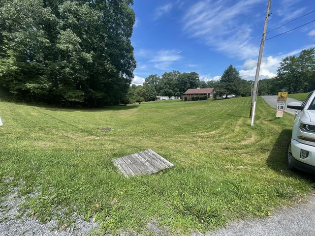 111 Withrow Dr, Daniels, WV 25832