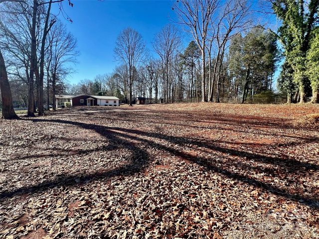 Hillsdale St, Fort Lawn, SC 29714