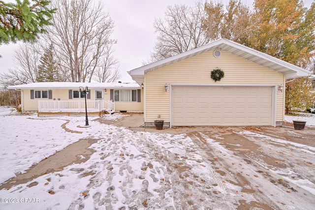 10095 452nd Ave NW, East Grand Forks, MN 56721