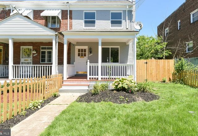 3020 M Pl SE, Washington, DC 20019