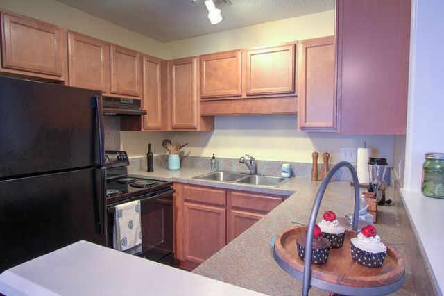 1175 Mathis Ferry Rd #2, Mount Pleasant, SC 29464