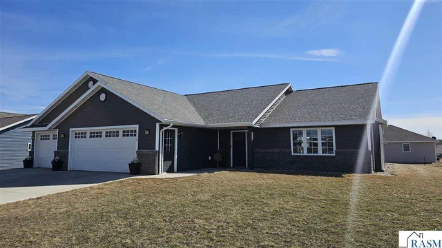 1519 Airport Rd, New Ulm, MN 56073