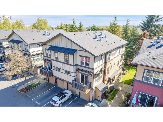 22838 SW Forest Creek Dr #203, Sherwood, OR 97140