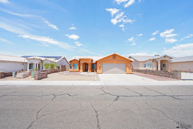 10204 E  37th St, Yuma, AZ 85365