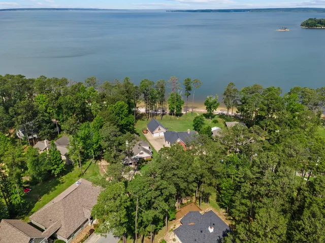 131 Private Road 6070, Brookeland, TX 75931