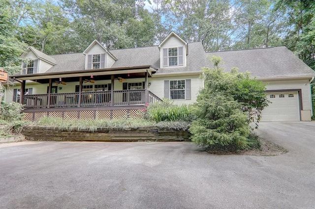 28 Afternoon Dr, Fairview, NC 28730