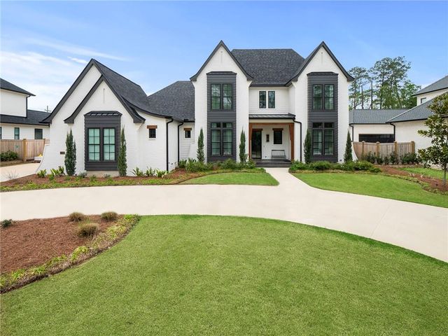 1348 River Club Dr, Covington, LA 70433