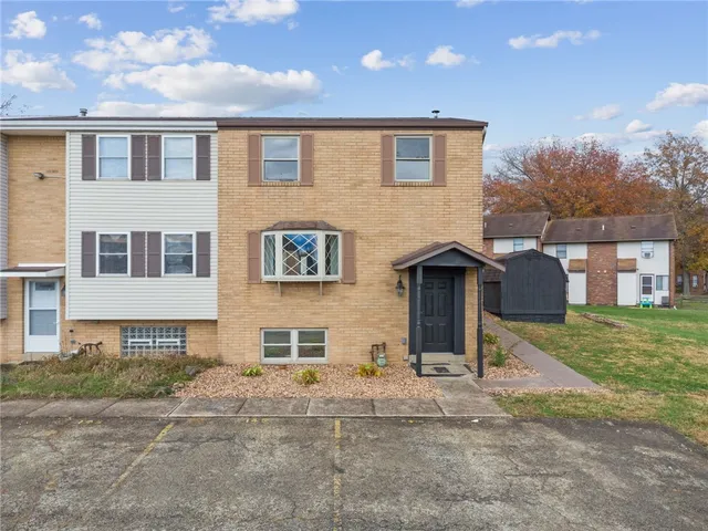 148 Van Dr, Connellsville, PA 15425