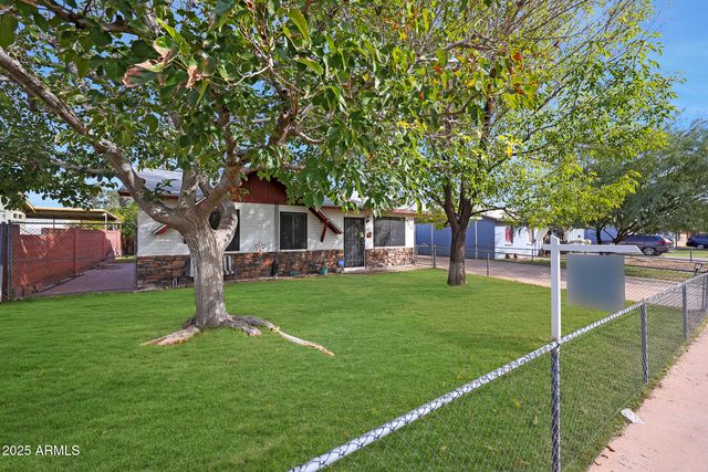 5523 N 61ST Lane, Glendale, AZ 85301