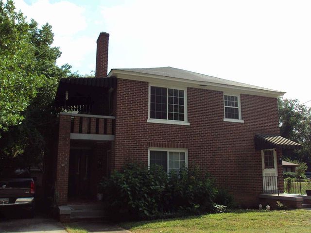 416 Cothran Ave, Greenwood, SC 29649