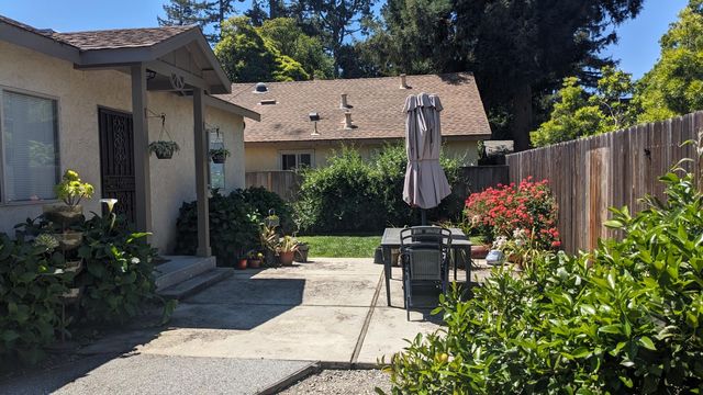 1710 Whipple Ave #A, Redwood City, CA 94062