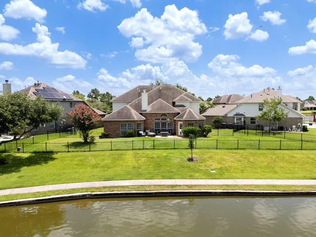 29907 Adobe Falls Dr, Spring, TX 77386