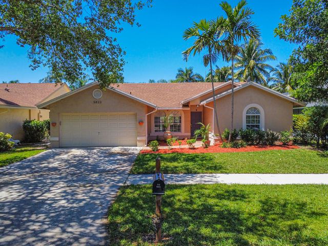 5823 NW 40th Ave, Coconut Creek, FL 33073