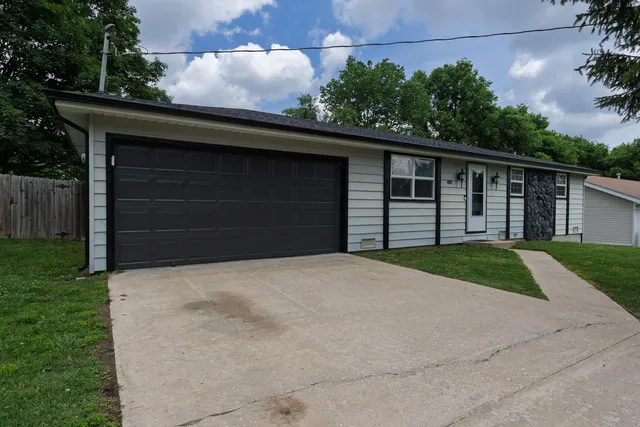 2623 E Cragmont Street, Springfield, MO 65804