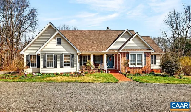 241 Truslows Ln, Nellysford, VA 22958