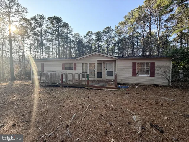 1109 Eastham Rd, Bumpass, VA 23024