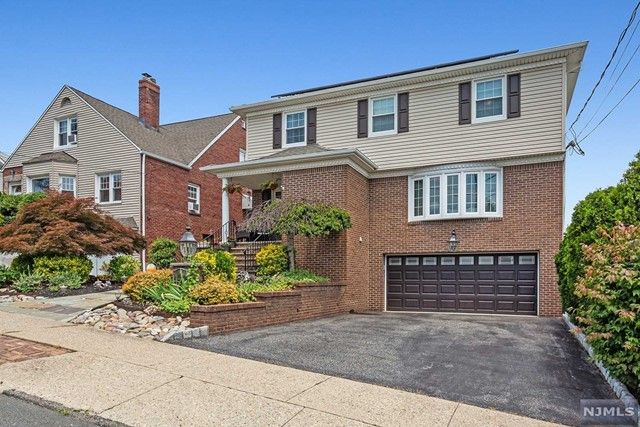 149 Lincoln Ave, Hasbrouck Heights, NJ 07604