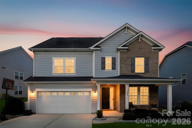 323 Dudley Dr, Fort Mill, SC 29715