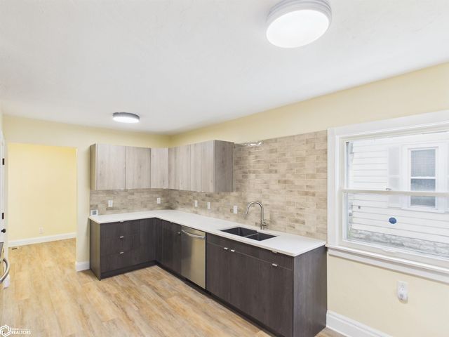 533 Chester Ave, Ottumwa, IA 52501