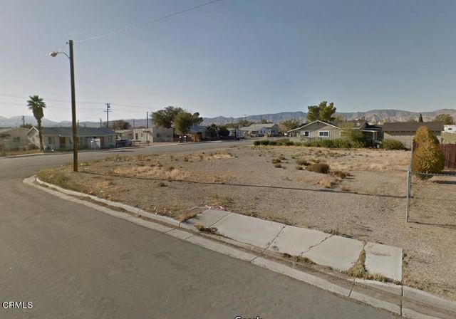 Trinity Ave, Mojave, CA 93501