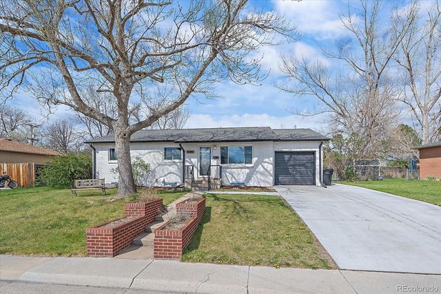 6187 Independence Street, Arvada, CO 80004