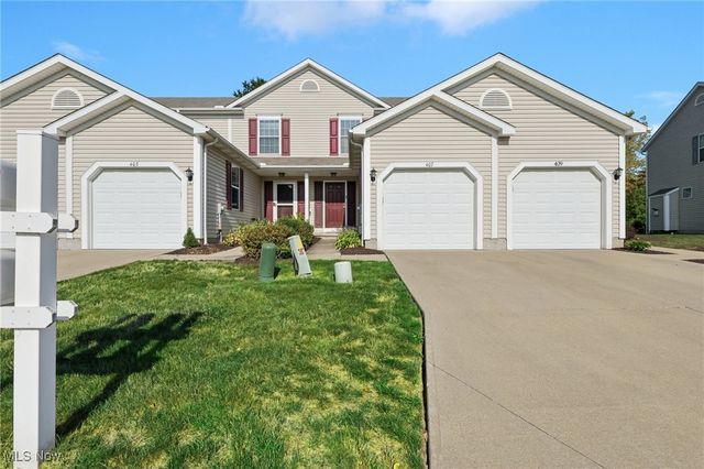 407 Rachel Ln, Avon Lake, OH 44012