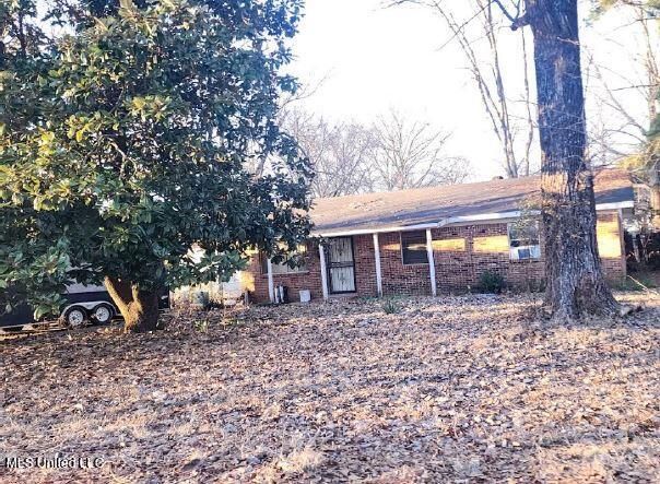 113 Sycamore Ln, Greenwood, MS 38930