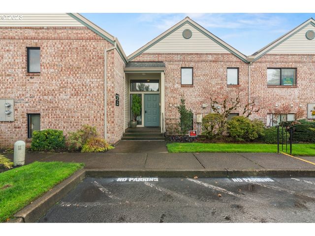 16398 SW 130th Ter #85, Tigard, OR 97224