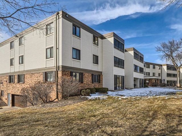 10600 43rd Ave N  #311, Plymouth, MN 55442
