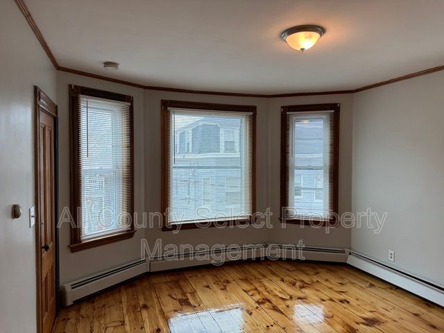 5 Marble St   #2, Haverhill, MA 01832