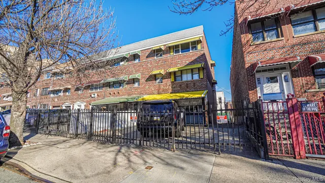 1270 Rosedale Avenue, Bronx, NY 10472