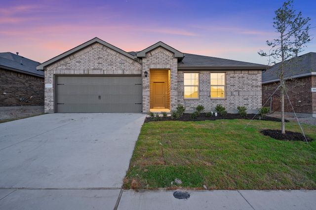 Tupelo Plan in Highlands at Chapel Creek, Fort Worth, TX 76108