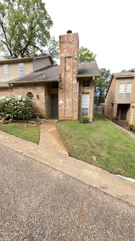 1505 Bent Tree Ln, Longview, TX 75605