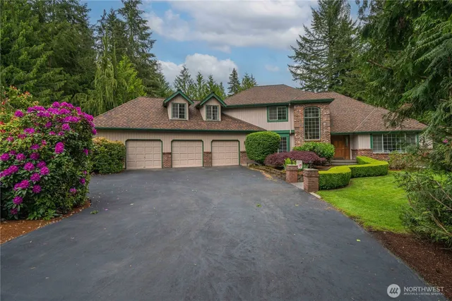 18118 236th Avenue NE, Woodinville, WA 98077